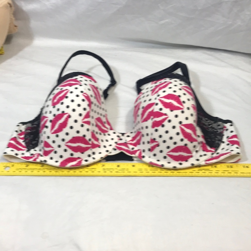 Cacique Lane Bryant sz 40DD NEW CONDITION